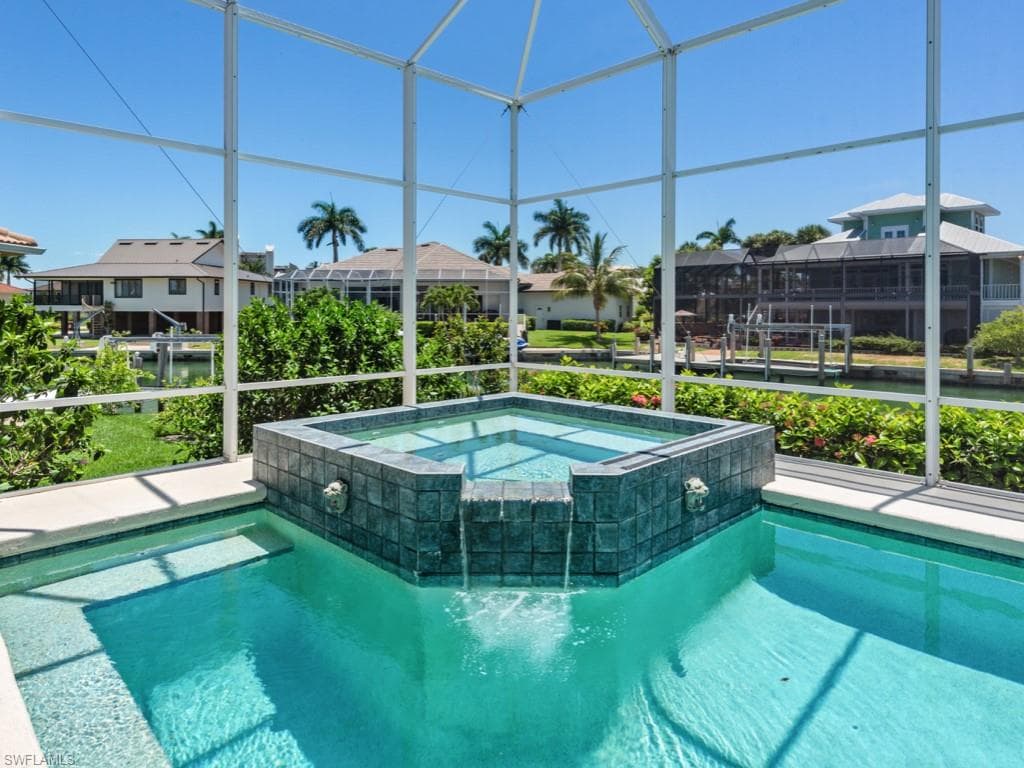 1250 Stone Ct, Marco Island, FL 34145-38