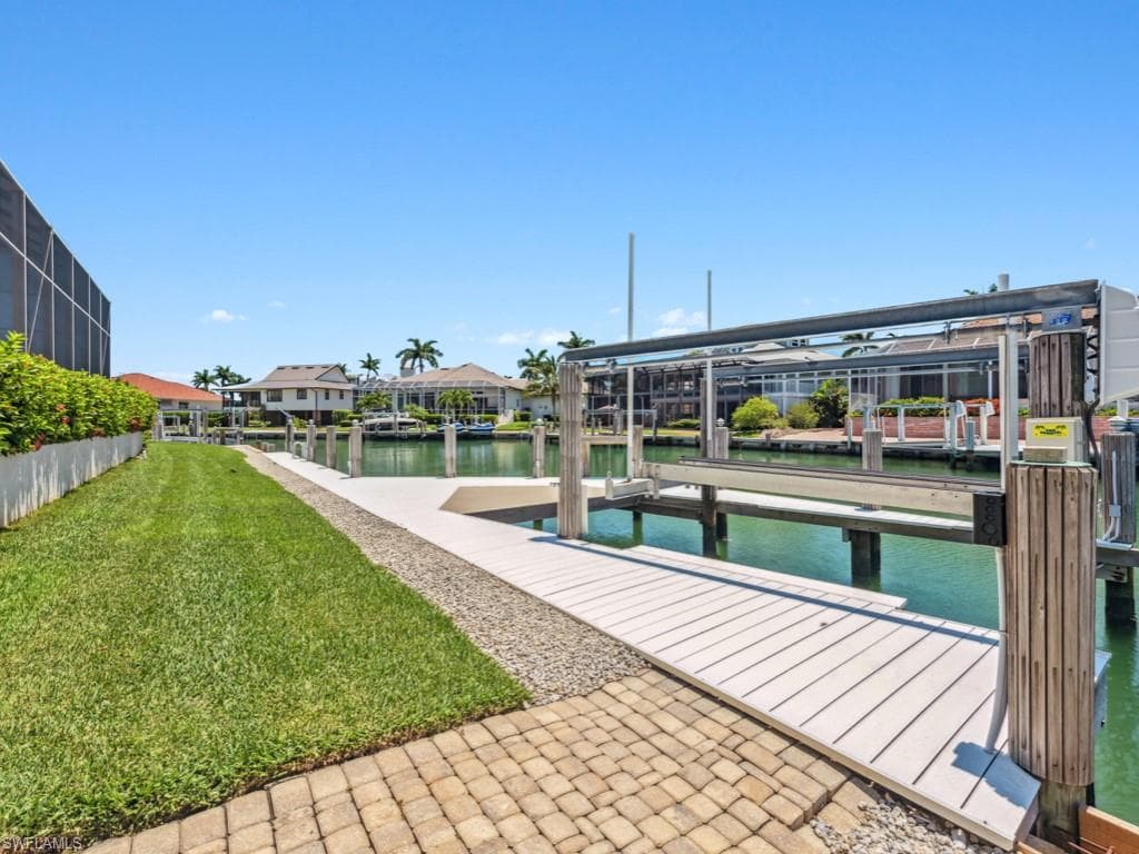 1250 Stone Ct, Marco Island, FL 34145-39
