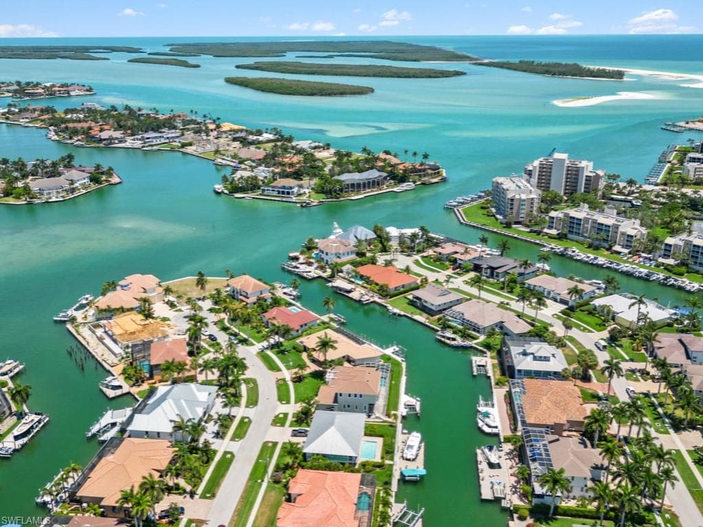 1250 Stone Ct, Marco Island, FL 34145-44