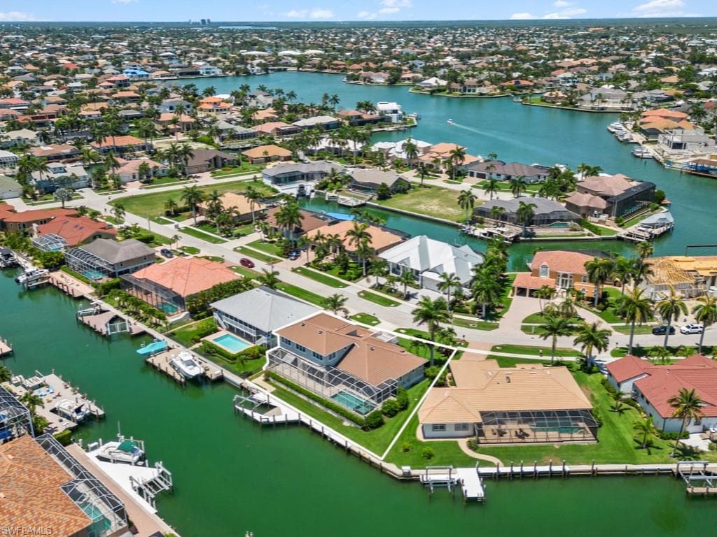 1250 Stone Ct, Marco Island, FL 34145-49