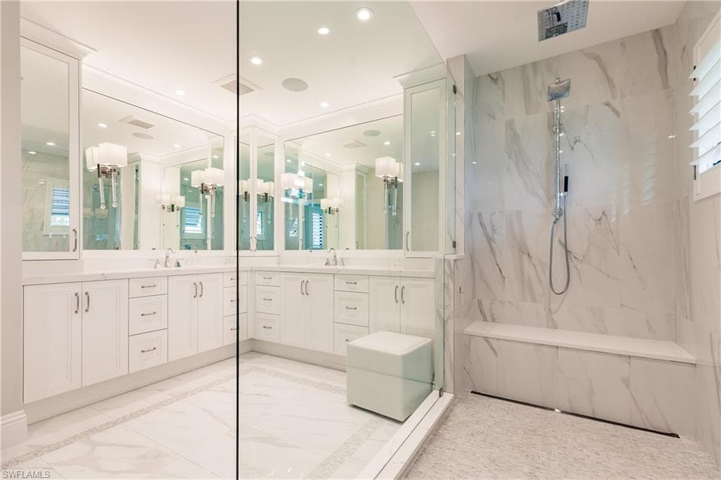 434 Trade Winds Ave, Naples, FL 34108-23