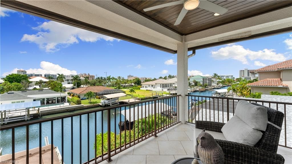 434 Trade Winds Ave, Naples, FL 34108-25