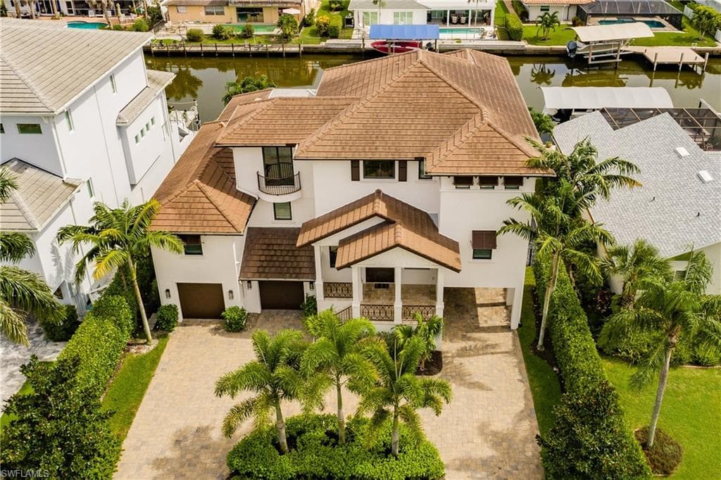 434 Trade Winds Ave, Naples, FL 34108-44