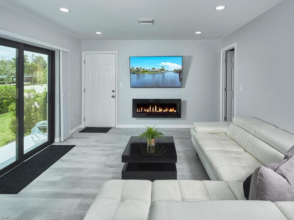 1598 San Marco Rd, Marco Island, FL 34145-11