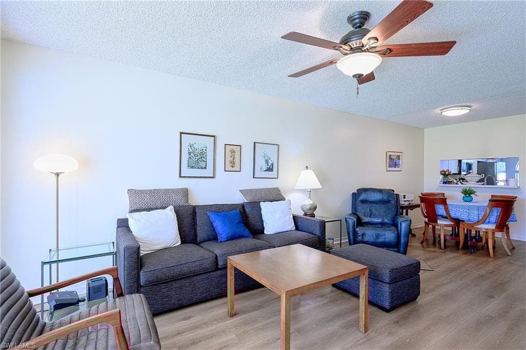 259 Deerwood Cir 2, Naples, FL 34113-9