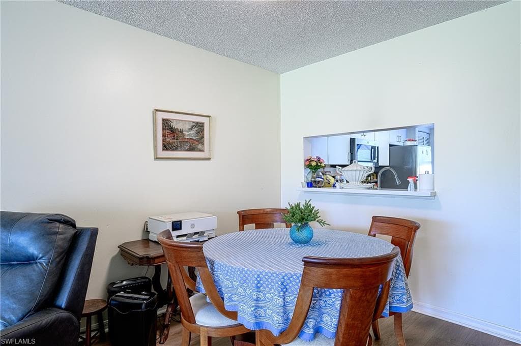 259 Deerwood Cir 2, Naples, FL 34113-17