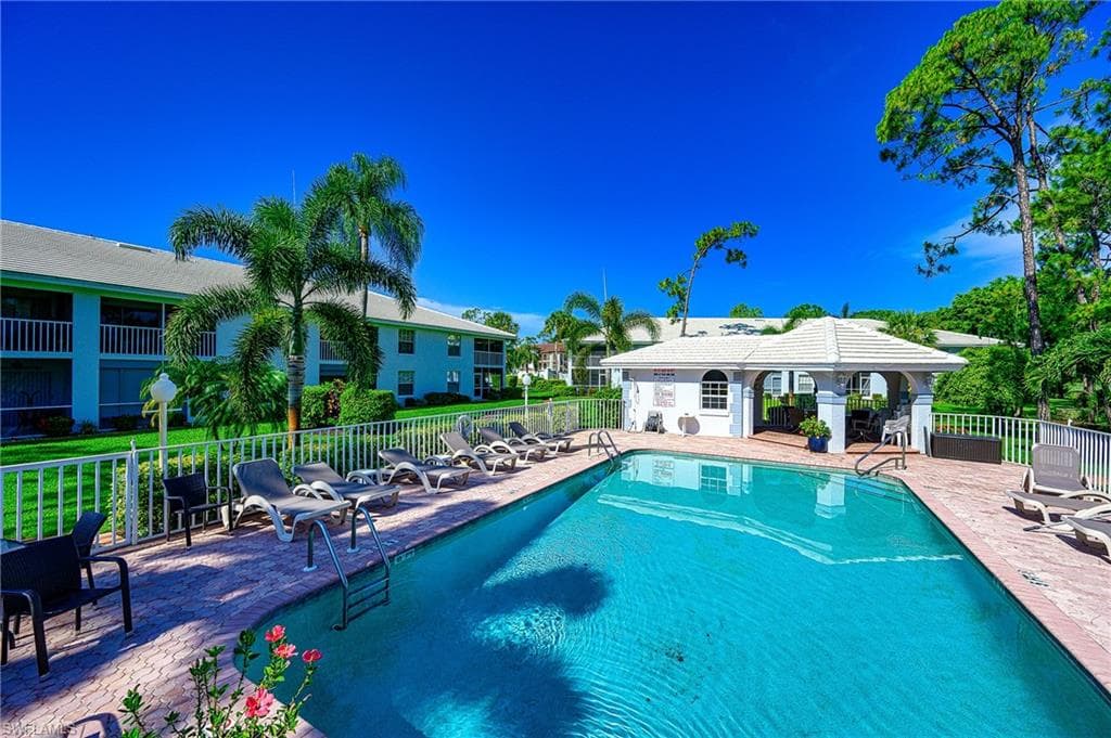 259 Deerwood Cir 2, Naples, FL 34113-22