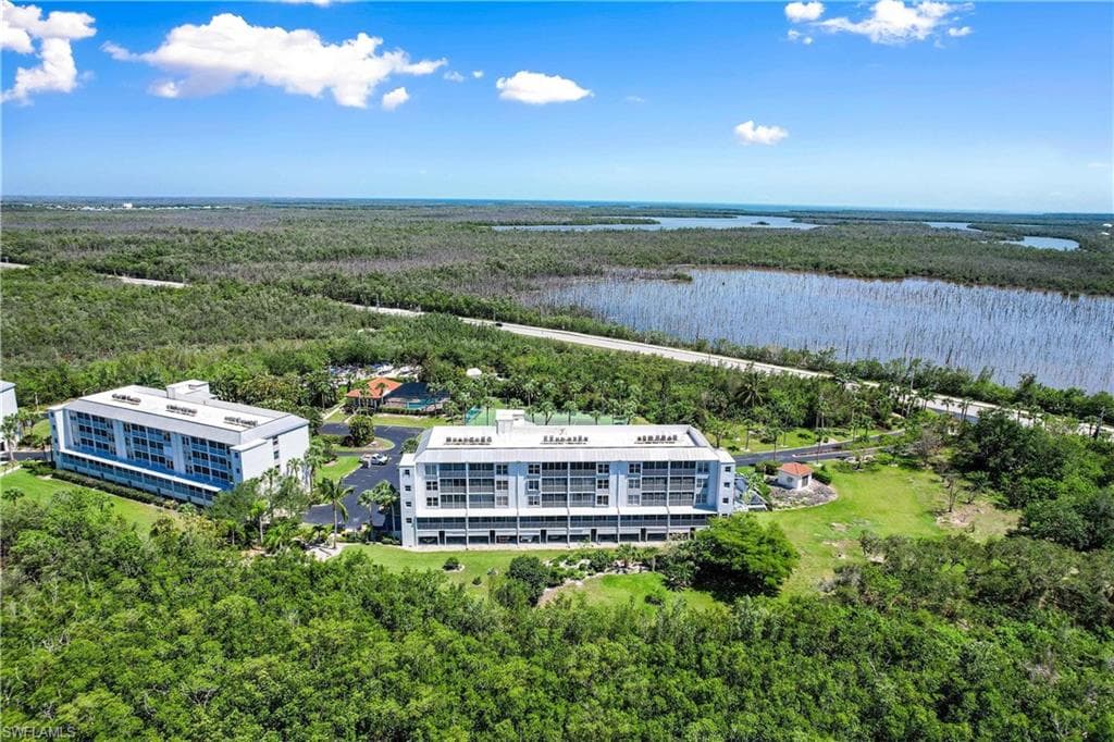 100 Stevens Landing Dr 302, Marco Island, FL 34145-38
