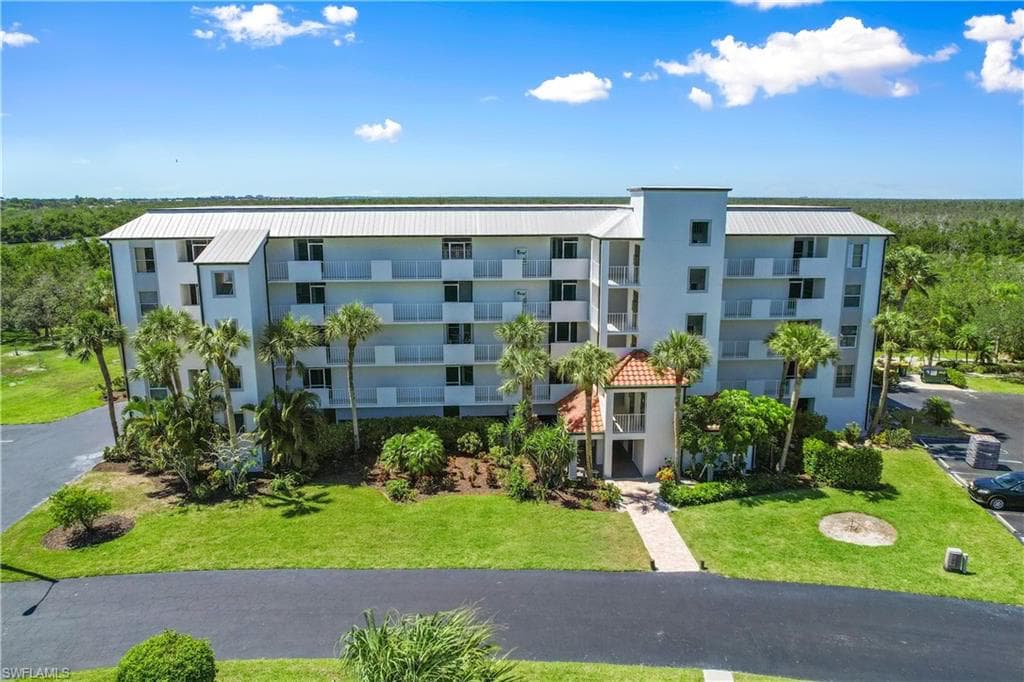 100 Stevens Landing Dr 302, Marco Island, FL 34145-41