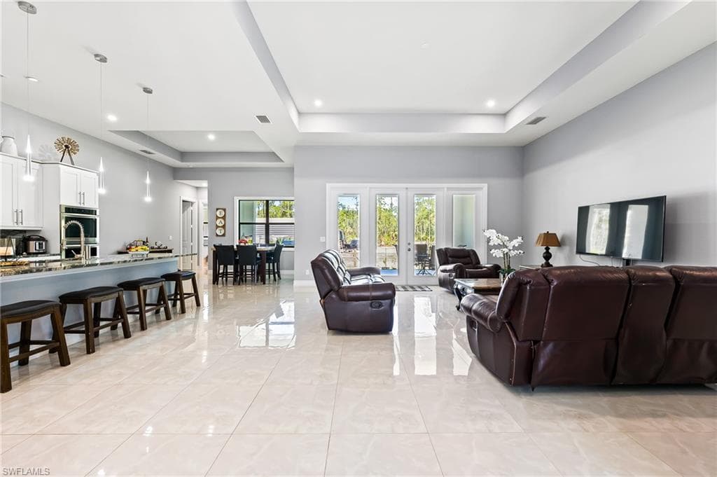 4063 8th Ave NE, Naples, FL 34120-13