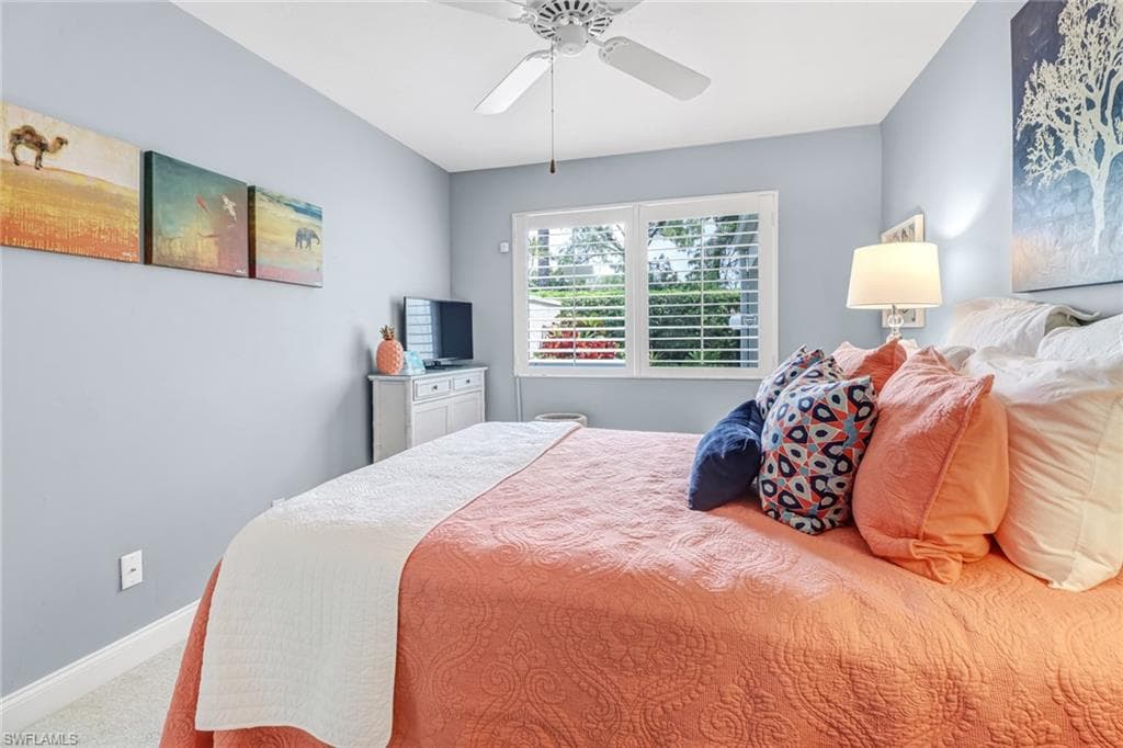 4063 8th Ave NE, Naples, FL 34120-38