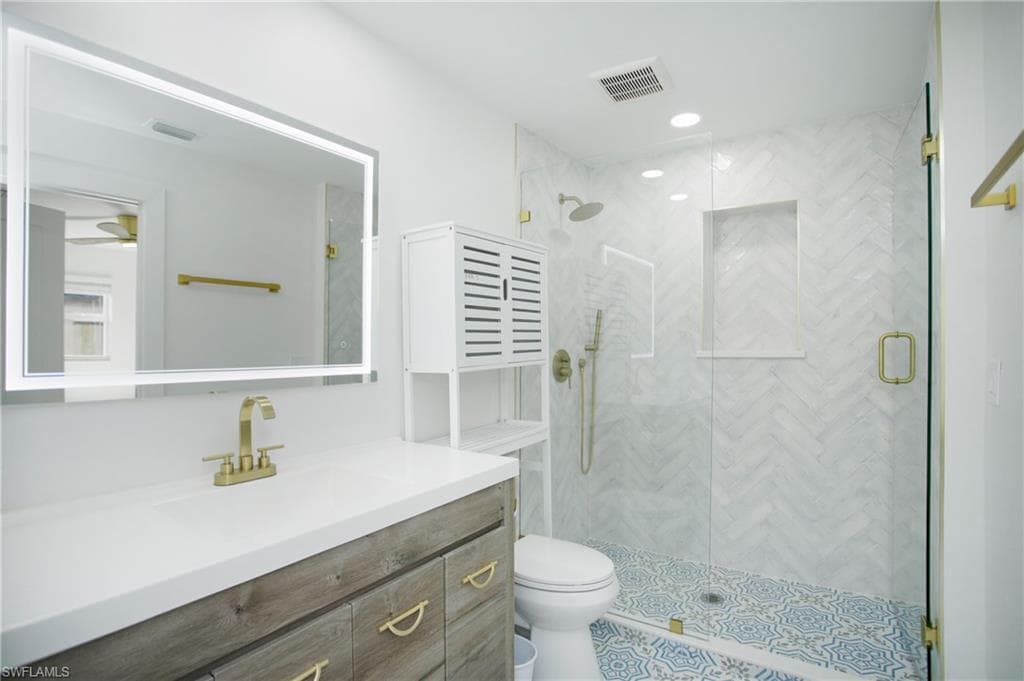 1308 Grand Canal Dr, Naples, FL 34110-19