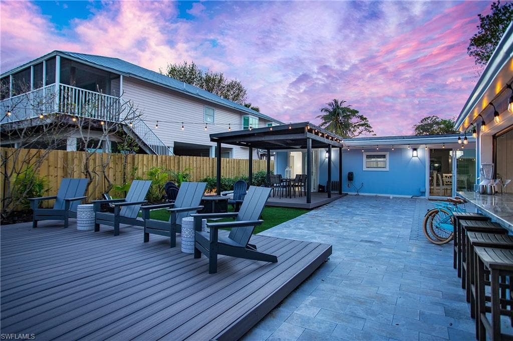 1308 Grand Canal Dr, Naples, FL 34110-34