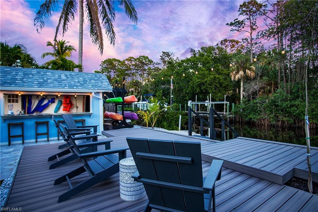1308 Grand Canal Dr, Naples, FL 34110-47