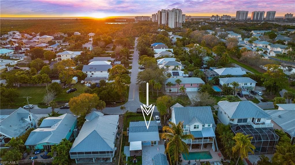 1308 Grand Canal Dr, Naples, FL 34110-50