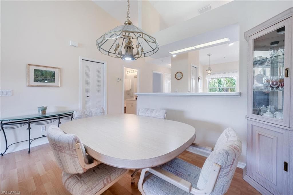 10261 Maddox Ln 522, Bonita Springs, FL 34135-9