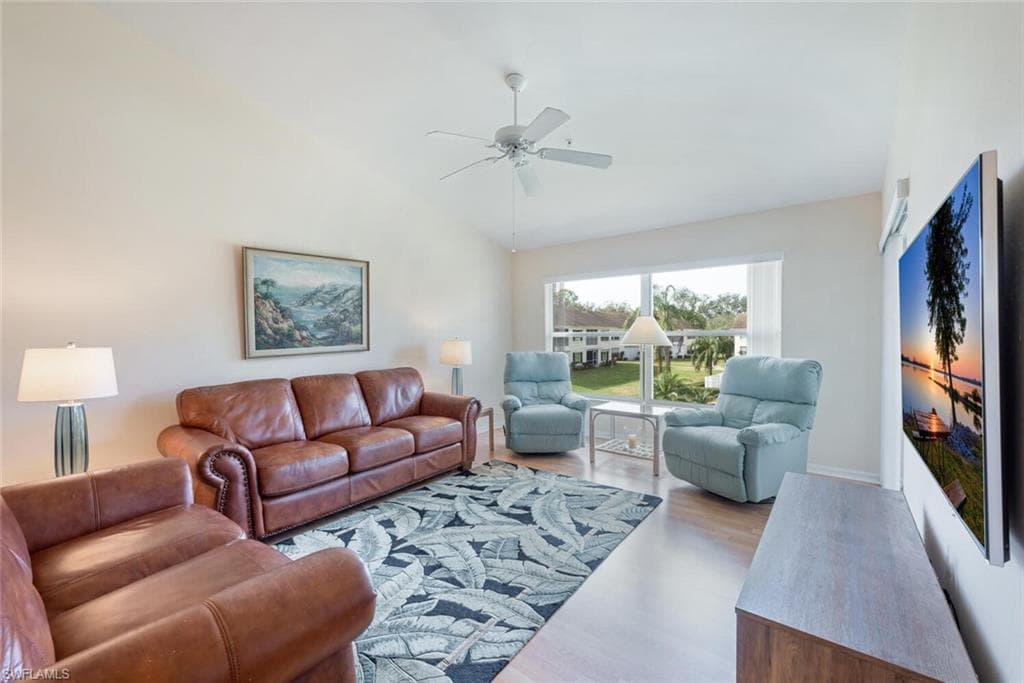 10261 Maddox Ln 522, Bonita Springs, FL 34135-6