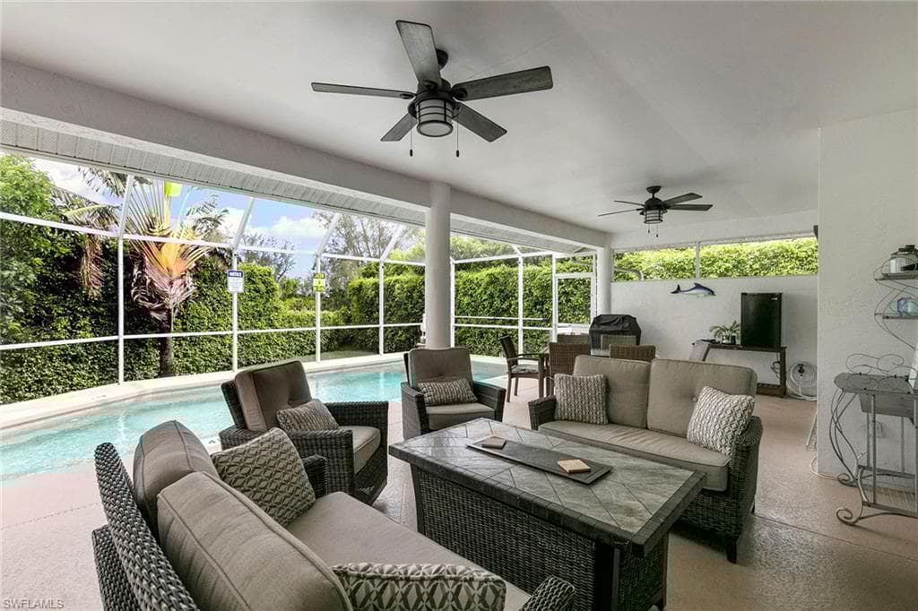 552 Century Dr, Marco Island, FL 34145-26
