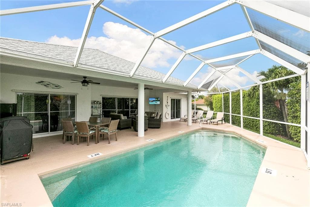 552 Century Dr, Marco Island, FL 34145-30