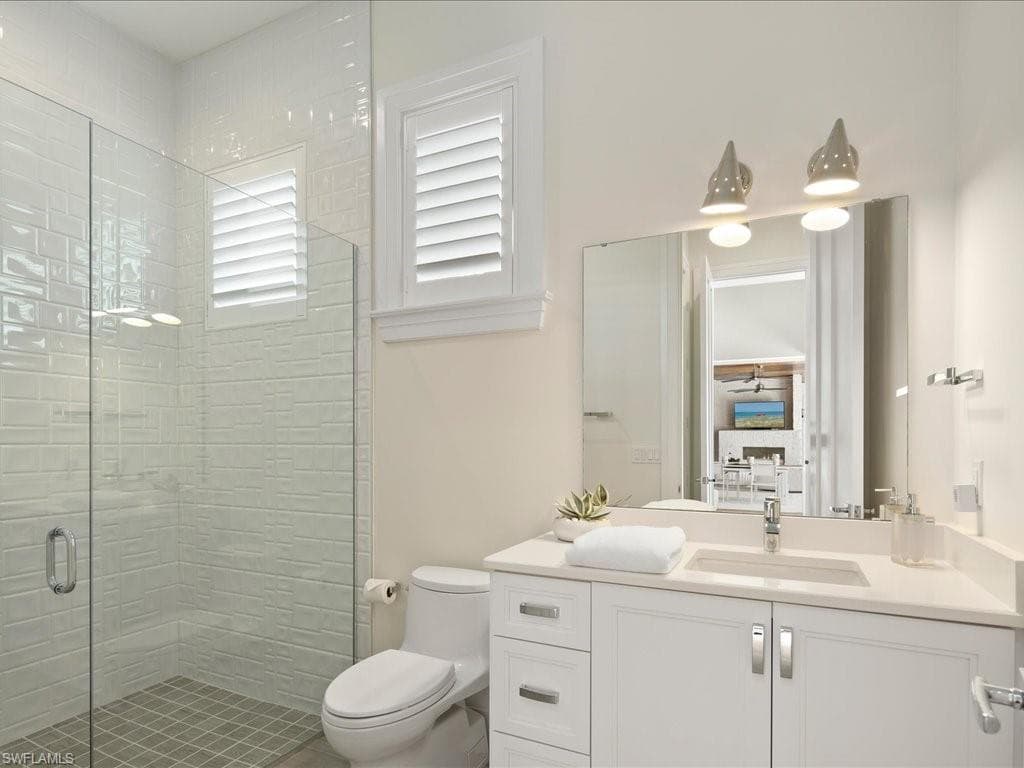 185 North Lake Dr, Naples, FL 34102-38