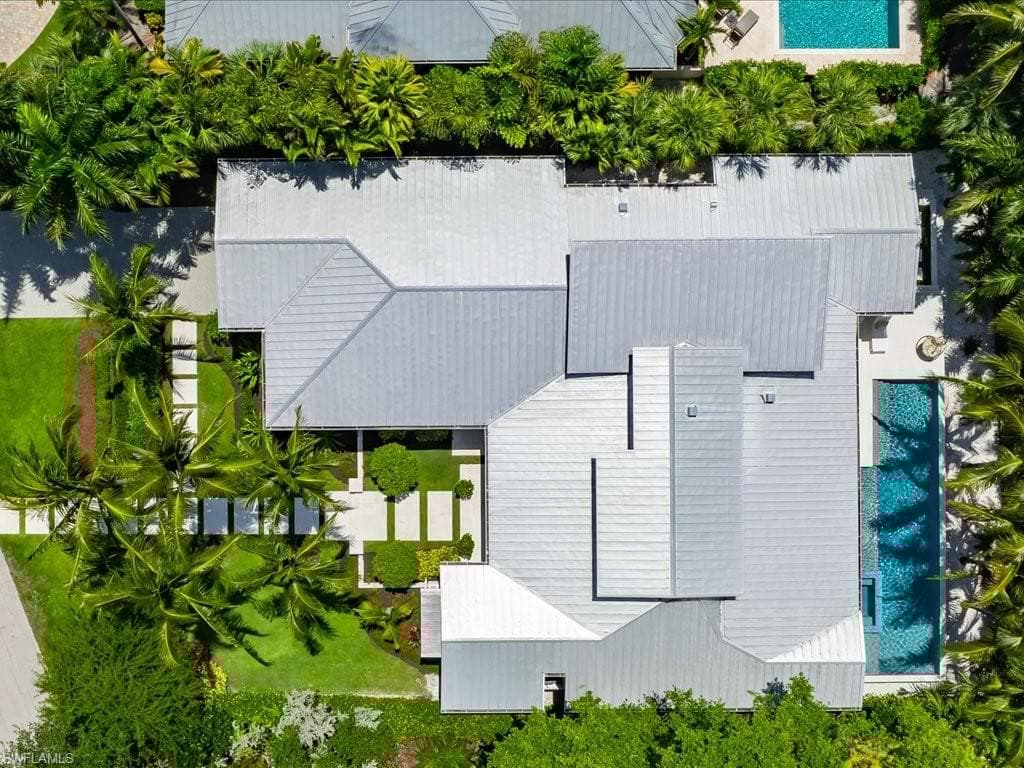 185 North Lake Dr, Naples, FL 34102-45