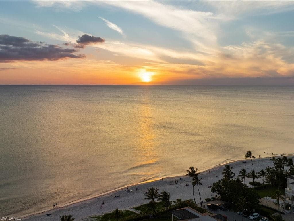185 North Lake Dr, Naples, FL 34102-50