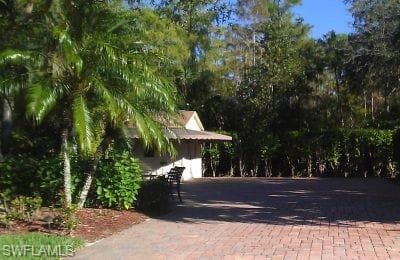 4411 Southern Breeze Dr, Naples, FL 34114-3