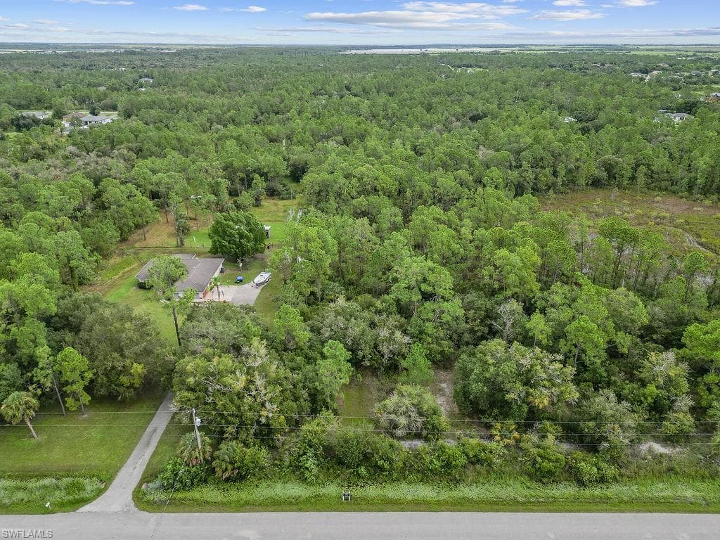64th Ave NE, Naples, FL 34120-3