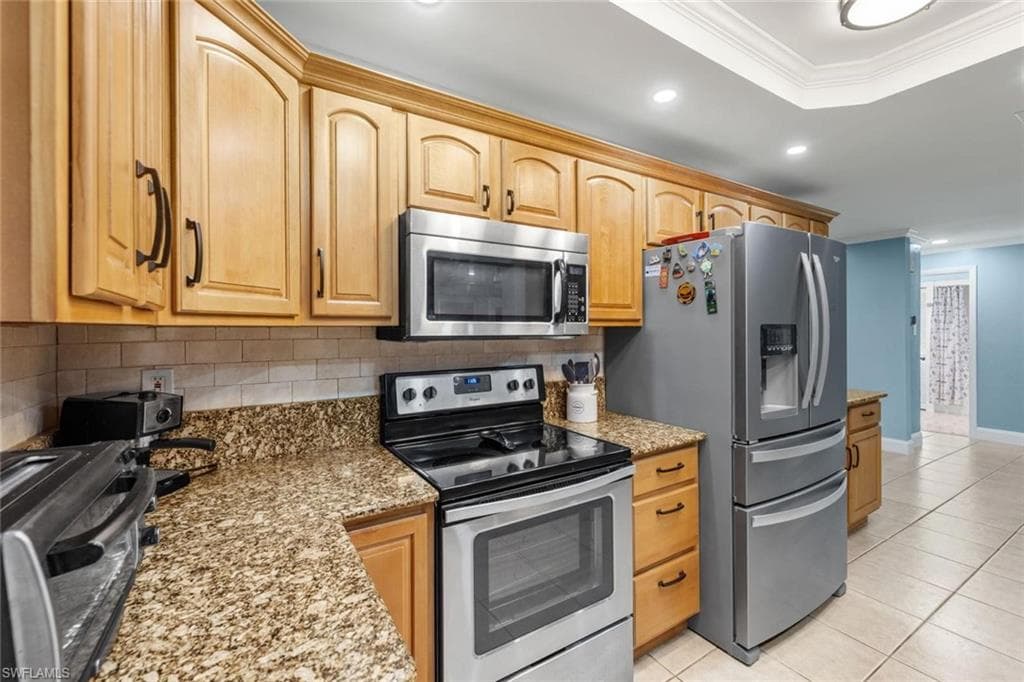 13527 Marquette Blvd, Fort Myers, FL 33905-9