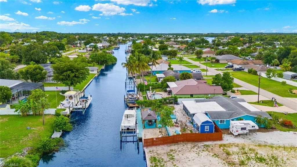 13527 Marquette Blvd, Fort Myers, FL 33905-36