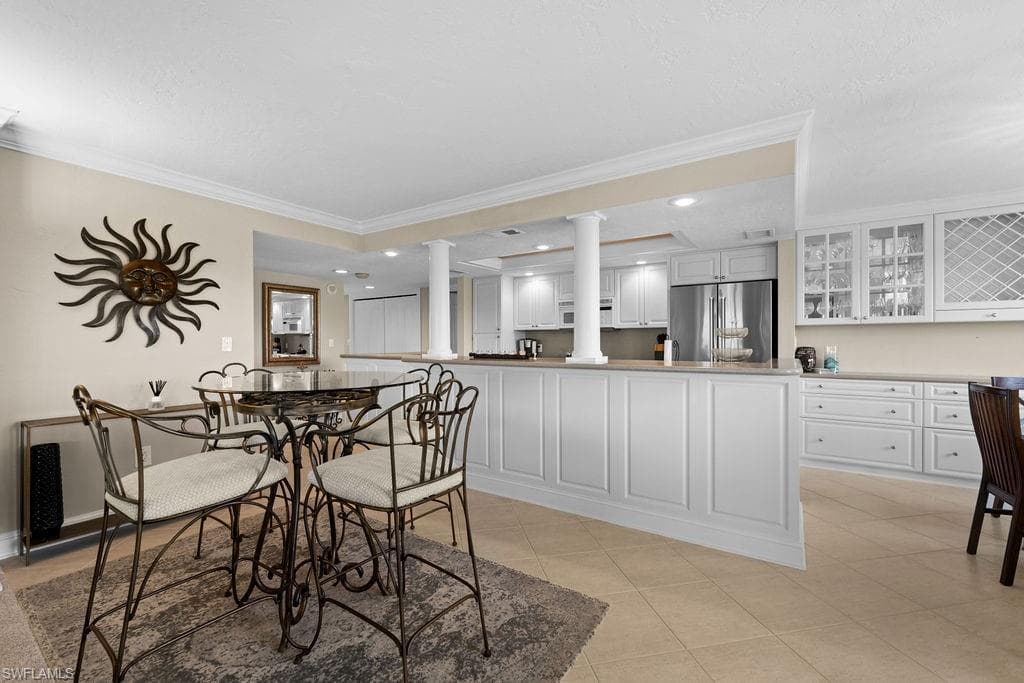 15 Bluebill Ave 102, Naples, FL 34108-15
