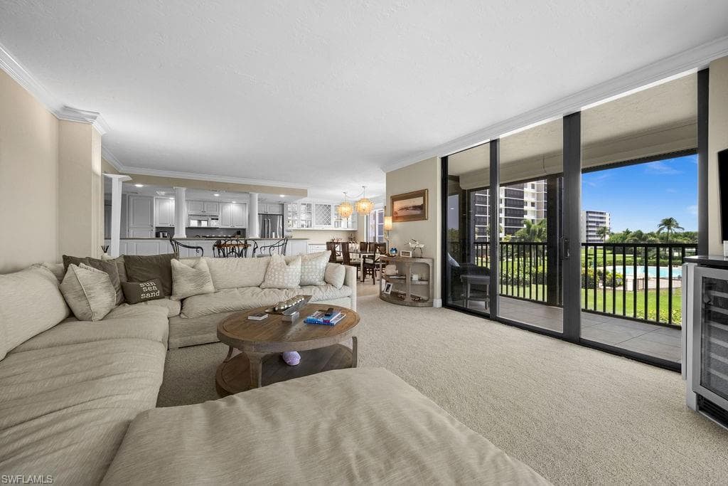 15 Bluebill Ave 102, Naples, FL 34108-16