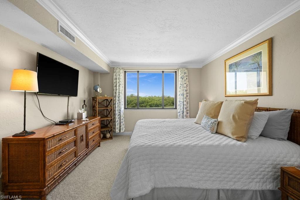 15 Bluebill Ave 102, Naples, FL 34108-24