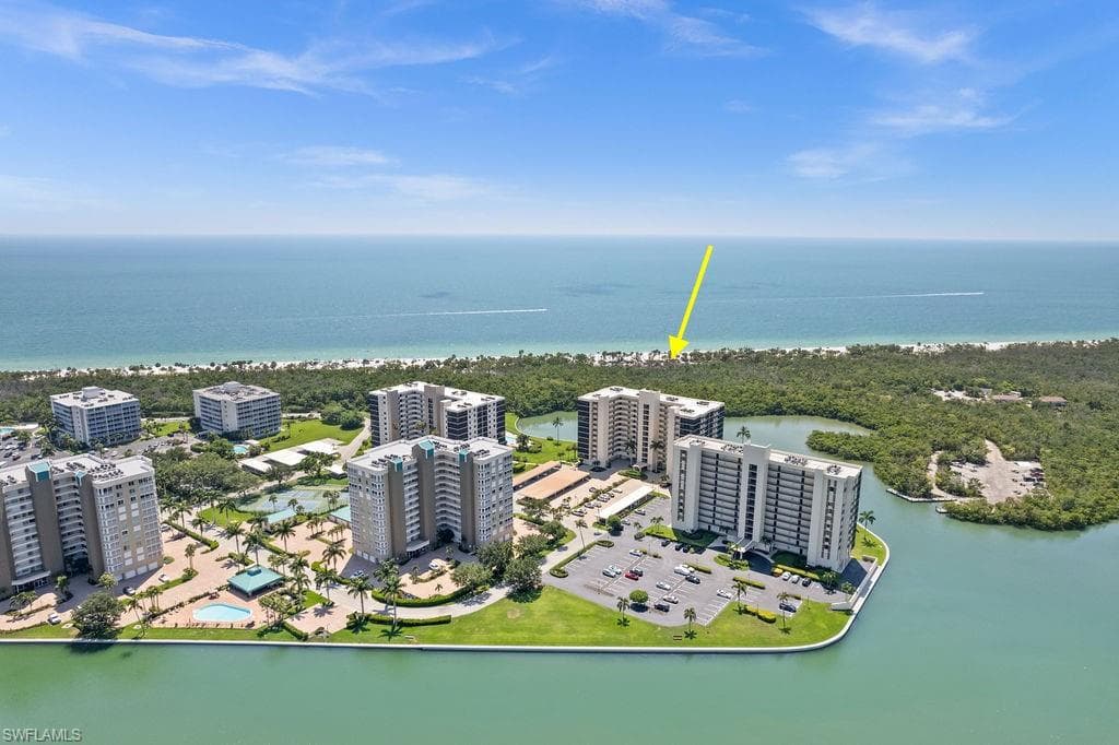 15 Bluebill Ave 102, Naples, FL 34108-37