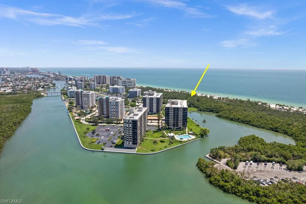 15 Bluebill Ave 102, Naples, FL 34108-38