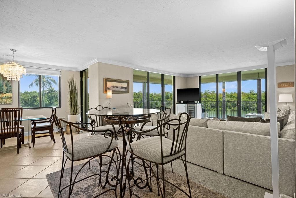 15 Bluebill Ave 102, Naples, FL 34108-5
