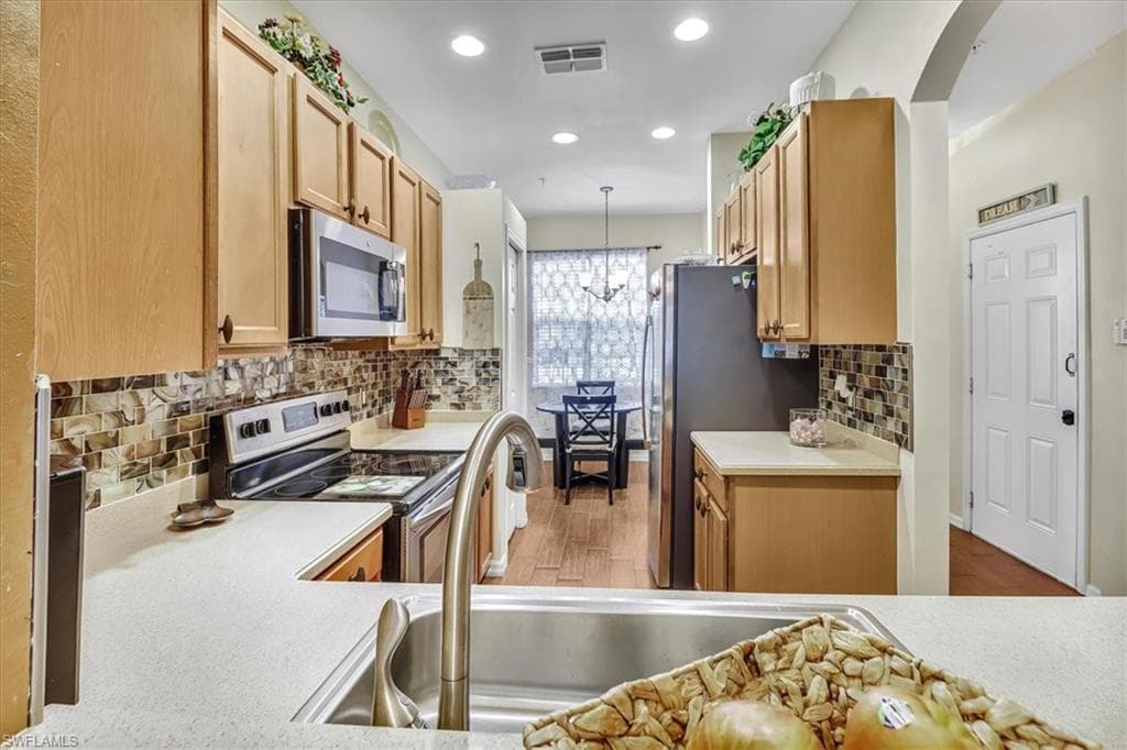 14130 Winchester Ct 1503, Naples, FL 34114-4