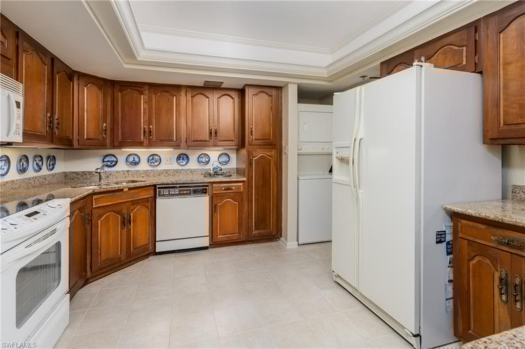 174 Collier Blvd 904, Marco Island, FL 34145-10