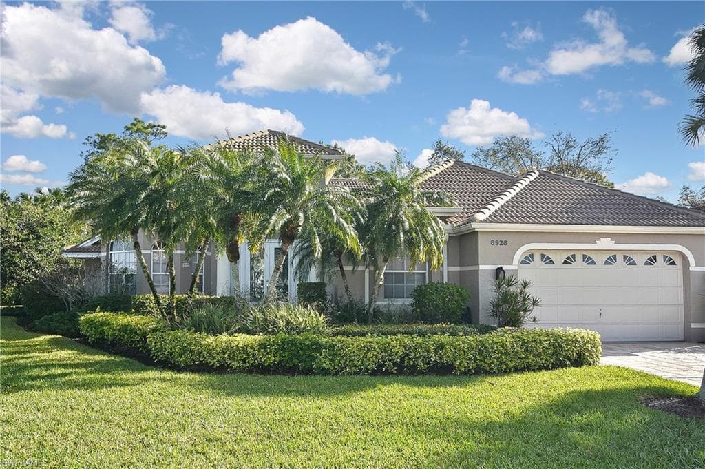 8928 Lely Island Cir, Naples, FL 34113-3