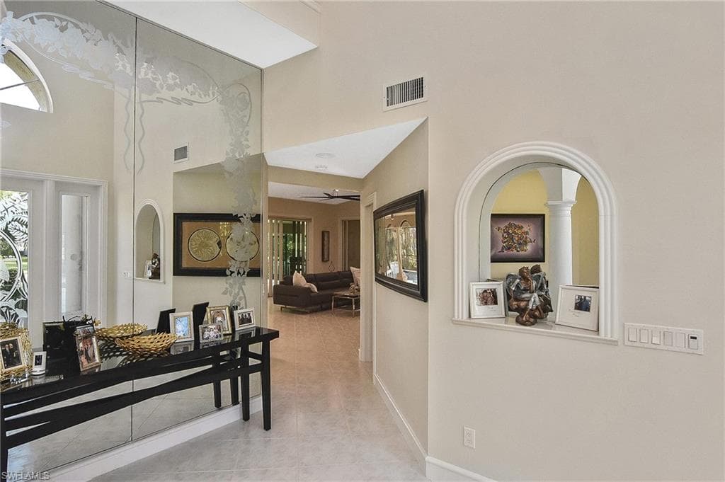 8928 Lely Island Cir, Naples, FL 34113-8