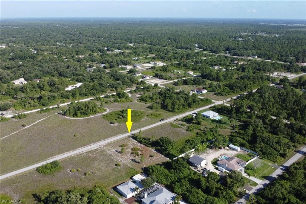 1812 Wells Ave, Lehigh Acres, FL 33972-8
