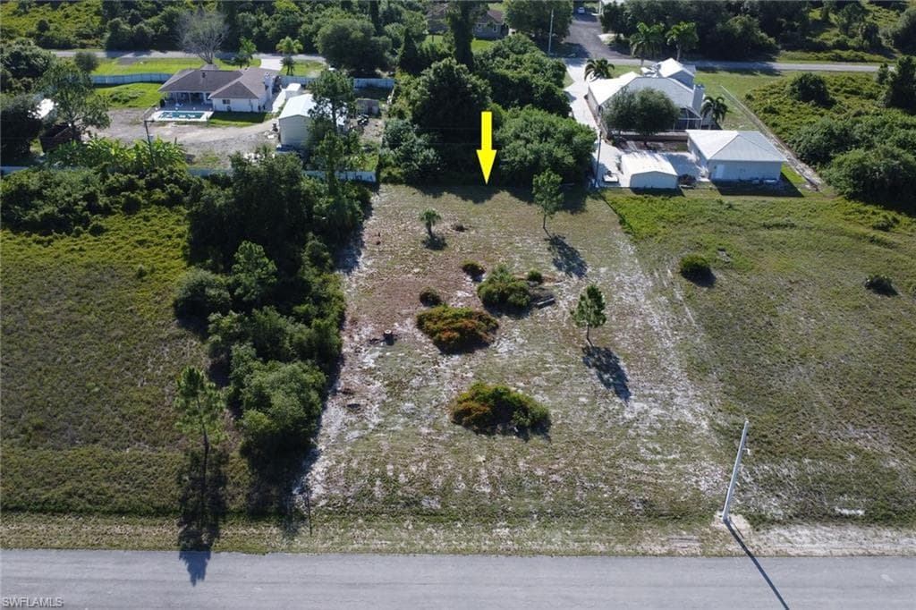 1812 Wells Ave, Lehigh Acres, FL 33972-2