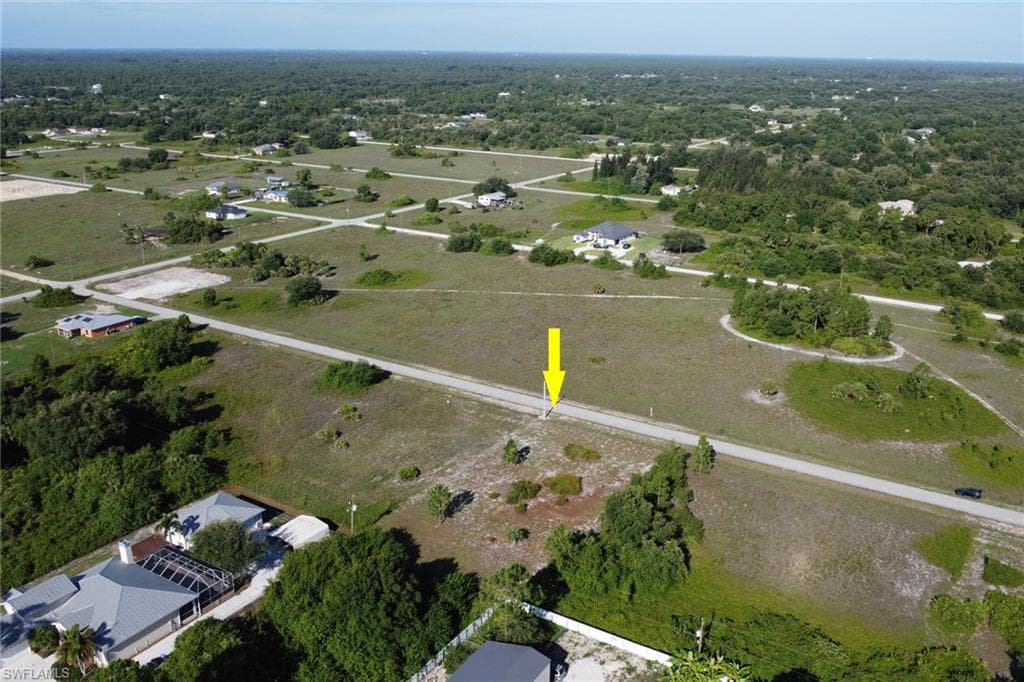 1812 Wells Ave, Lehigh Acres, FL 33972-5