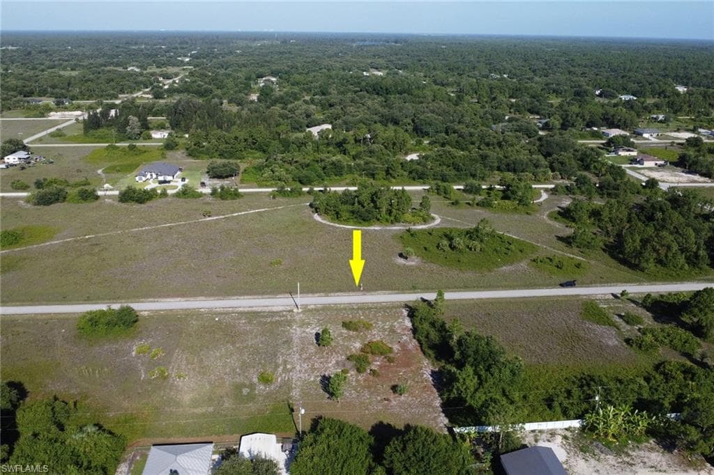 1812 Wells Ave, Lehigh Acres, FL 33972-6