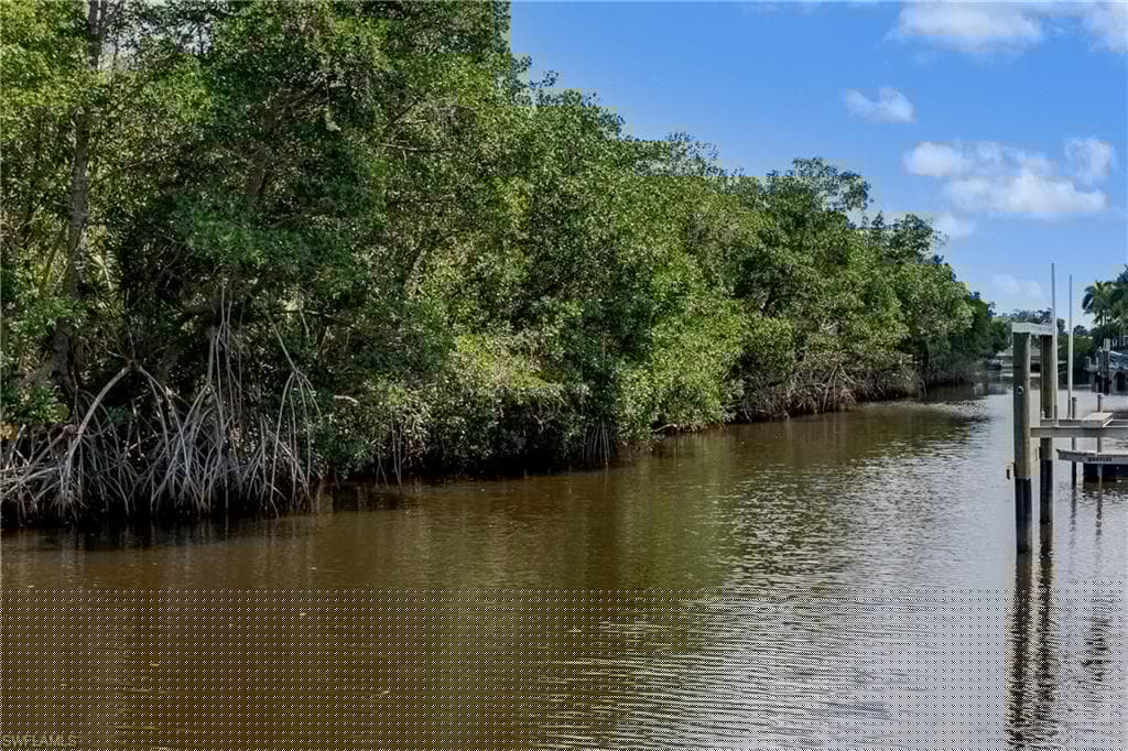 13375 Snook Cir, Naples, FL 34114-12