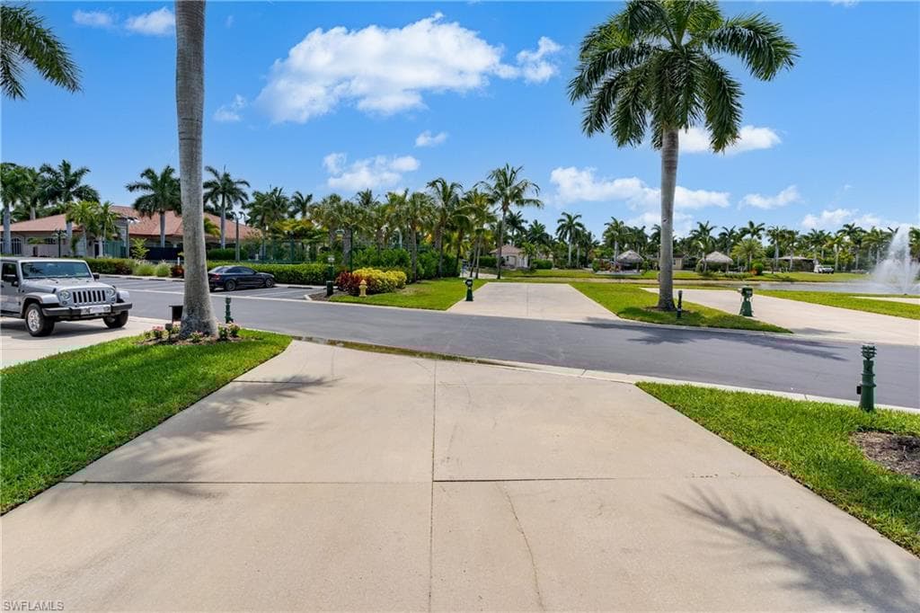 13375 Snook Cir, Naples, FL 34114-32