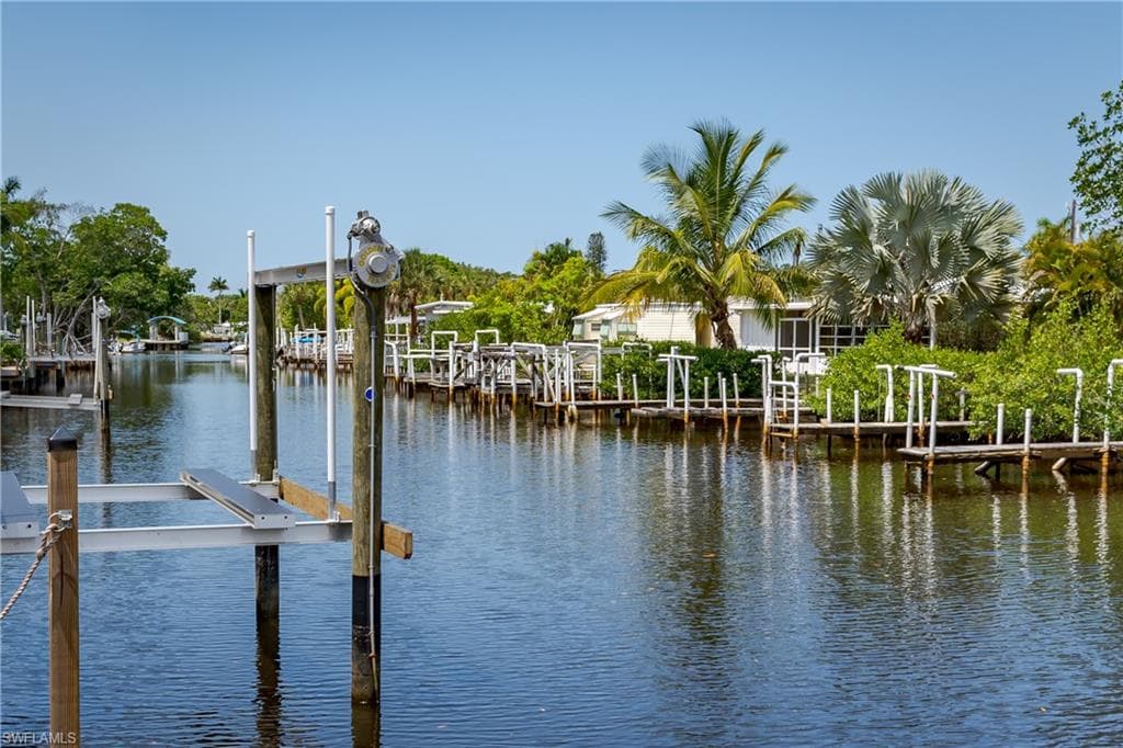13375 Snook Cir, Naples, FL 34114-4