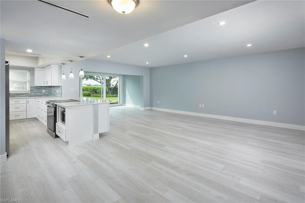 3400 Gulf Shore Blvd N A2, Naples, FL 34103-9