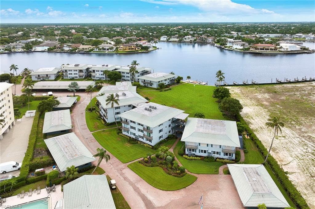 3400 Gulf Shore Blvd N A2, Naples, FL 34103-24