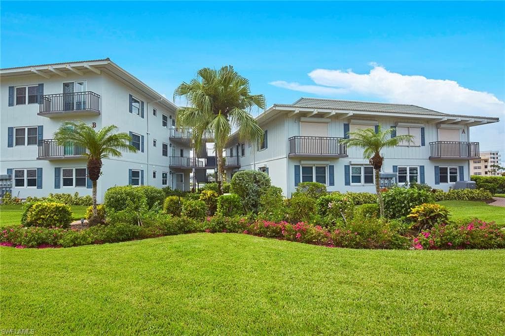 3400 Gulf Shore Blvd N A2, Naples, FL 34103-2